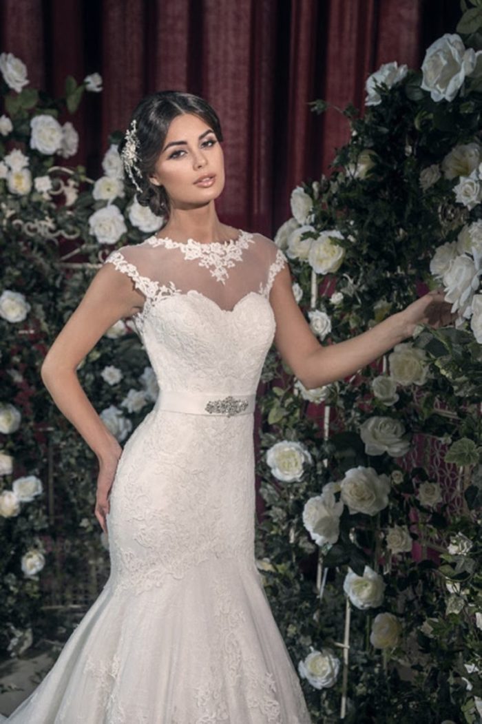 <span style="color: #000000;"><strong><a style="color: #000000;" href="https://stylnaya.ru/product_brand/love-bridal/">LOVE BRIDAL</a></strong></span><br>Платье свадебное 15324