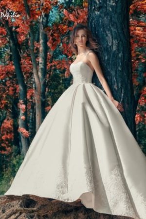 <span style="color: #000000;"><strong><a style="color: #000000;" href="https://stylnaya.ru/product_brand/papilio-wedding/">Papilio Wedding</a></strong></span><br>Платье свадебное 1747a Дронго