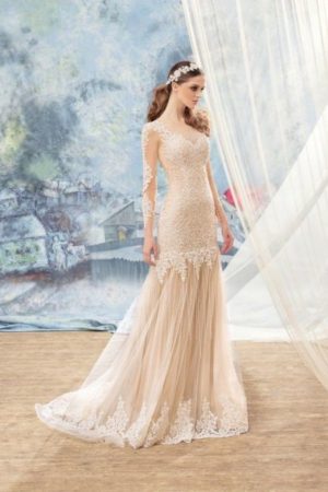 <span style="color: #000000;"><strong><a style="color: #000000;" href="https://stylnaya.ru/product_brand/papilio-wedding/">Papilio Wedding</a></strong></span><br>Платье свадебное «Квезаль» 1704L