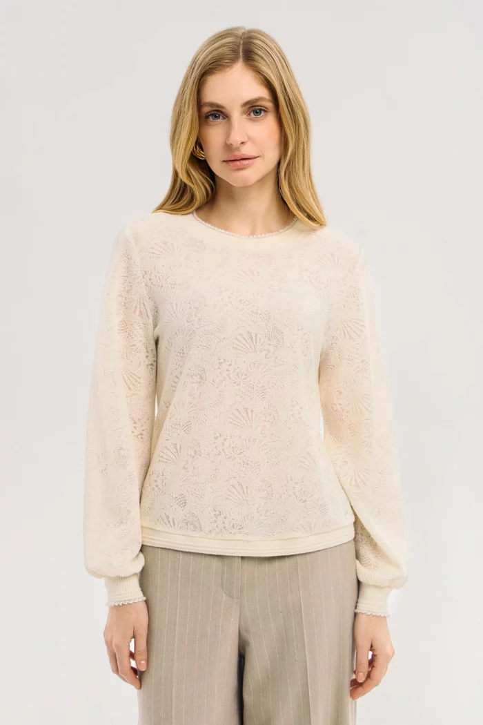 <span style="color: #000000;"><strong><a style="color: #000000;" href="https://stylnaya.ru/product_brand/alexander-bogdanov/">Alexander Bogdanov</a></strong></span><br>  Alexander Bogdanov Джемпер "Кружево времен" Артикул 22-03-074