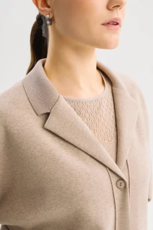 <span style="color: #000000;"><strong><a style="color: #000000;" href="https://stylnaya.ru/product_brand/alexander-bogdanov/">Alexander Bogdanov</a></strong></span><br>  Alexander Bogdanov Жакет "Невский экспресс" Артикул 22-08-190