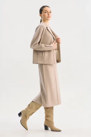 <span style="color: #000000;"><strong><a style="color: #000000;" href="https://stylnaya.ru/product_brand/alexander-bogdanov/">Alexander Bogdanov</a></strong></span><br>  Alexander Bogdanov Юбка "Невский экспресс" Артикул 22-08-192