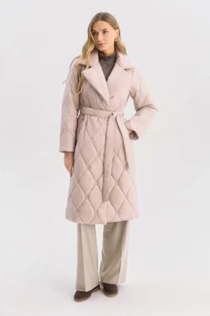 <span style="color: #000000;"><strong><a style="color: #000000;" href="https://stylnaya.ru/product_brand/alexander-bogdanov/">Alexander Bogdanov</a></strong></span><br> Alexander Bogdanov Пальто "Династия" Артикул 22-03-064