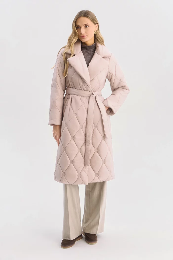 <span style="color: #000000;"><strong><a style="color: #000000;" href="https://stylnaya.ru/product_brand/alexander-bogdanov/">Alexander Bogdanov</a></strong></span><br> Alexander Bogdanov Пальто "Династия" Артикул 22-03-064
