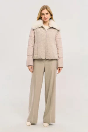<span style="color: #000000;"><strong><a style="color: #000000;" href="https://stylnaya.ru/product_brand/alexander-bogdanov/">Alexander Bogdanov</a></strong></span><br>  Alexander Bogdanov Куртка «Радость встречи» Артикул 22-03-053