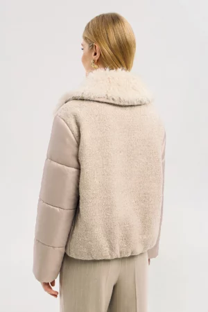 <span style="color: #000000;"><strong><a style="color: #000000;" href="https://stylnaya.ru/product_brand/alexander-bogdanov/">Alexander Bogdanov</a></strong></span><br>  Alexander Bogdanov Куртка «Радость встречи» Артикул 22-03-053
